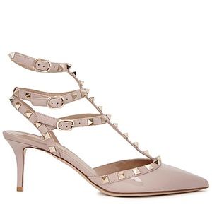 Valentino Garavani Rockstud ankle strap pump in Poudre patent leather